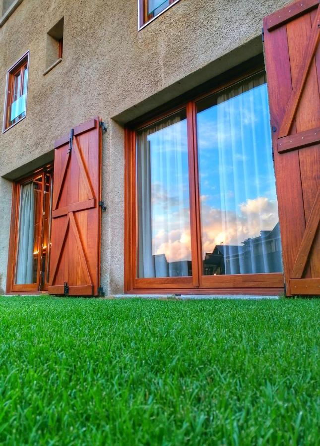 Apartament "Enclau" Turismo Rural Cal Rialla 利维亚 外观 照片